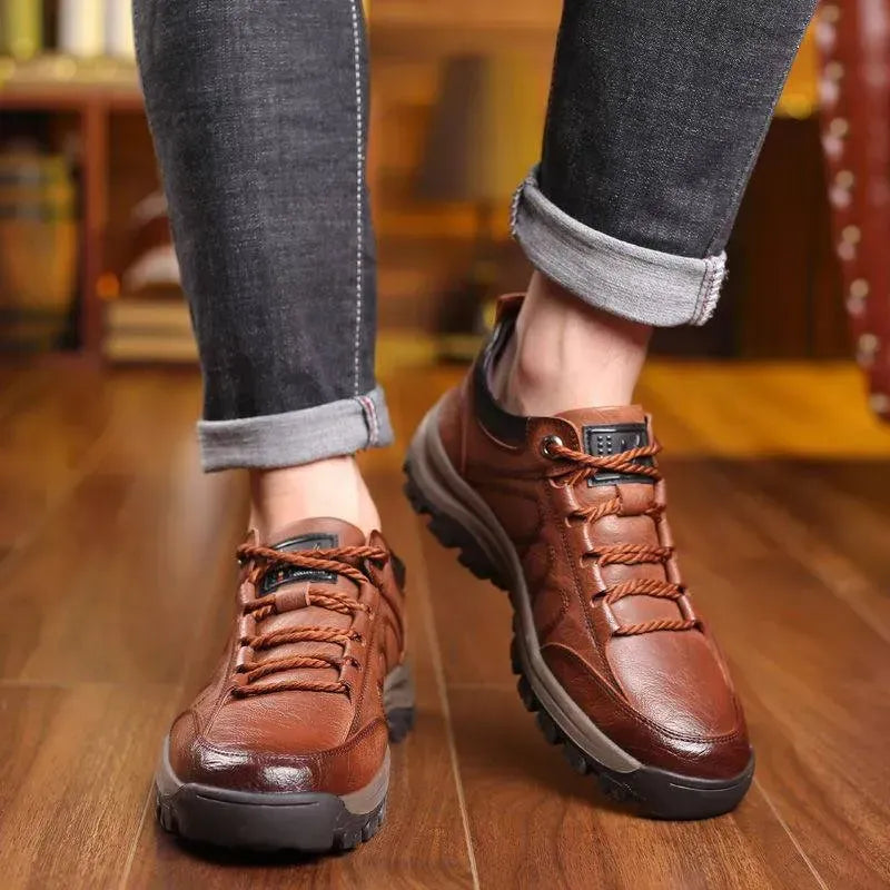 ⏰ Último dia! 30% de desconto! 👞 Sapatos de alta qualidade em pele italiana genuína 🐂 Costurados à mão, macios e confortáveis ✅ Apoio ergonómico do arco do pé, alivia as dores nos pés, caminhada confortável durante todo o dia.